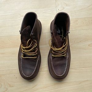 Danner - Mens Bull Run Moc Toe 6" Boots,in  size 10.5 US mens color brown.